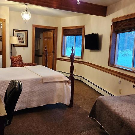Maria'S Creekside B&B แองเคอเรจ ภายนอก รูปภาพ