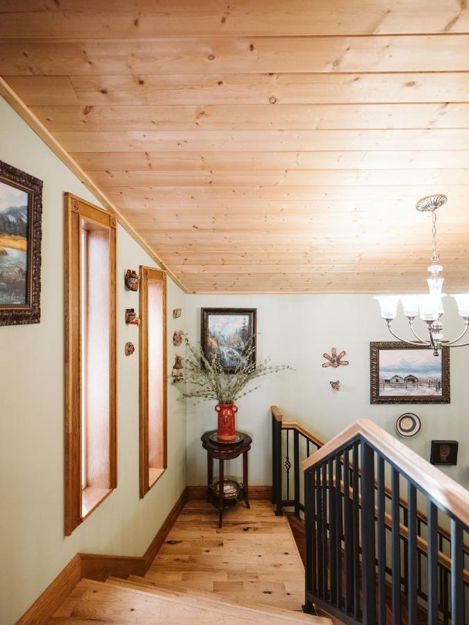 Maria'S Creekside B&B แองเคอเรจ ภายนอก รูปภาพ