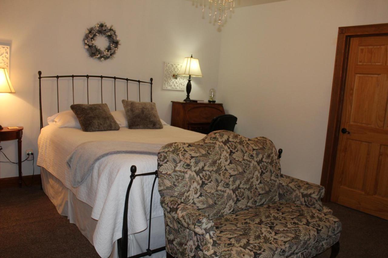 Maria'S Creekside B&B แองเคอเรจ ภายนอก รูปภาพ